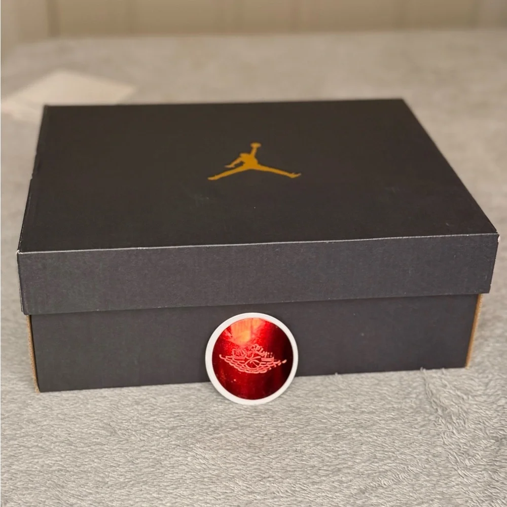 Air Jordan 1 Low GS “Starfish” – Size 4.5Y – New in Box